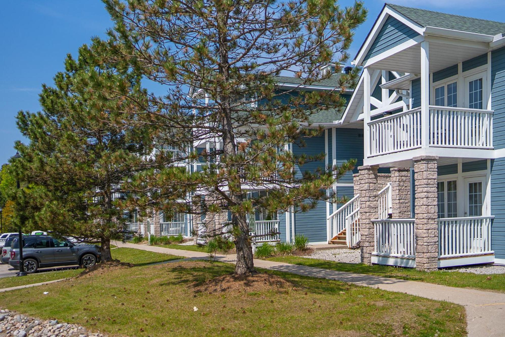 Horseshoe Valley Suites - The Azure Shanty Bay 외부 사진