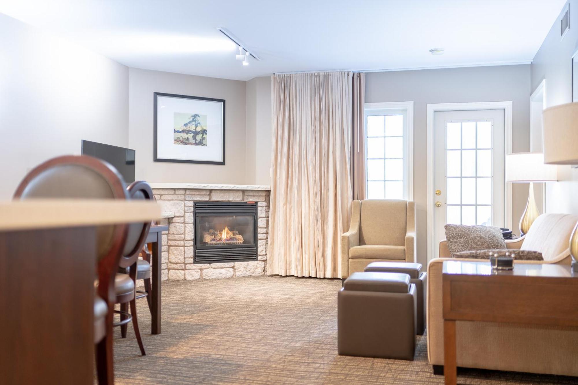 Horseshoe Valley Suites - The Azure Shanty Bay 외부 사진
