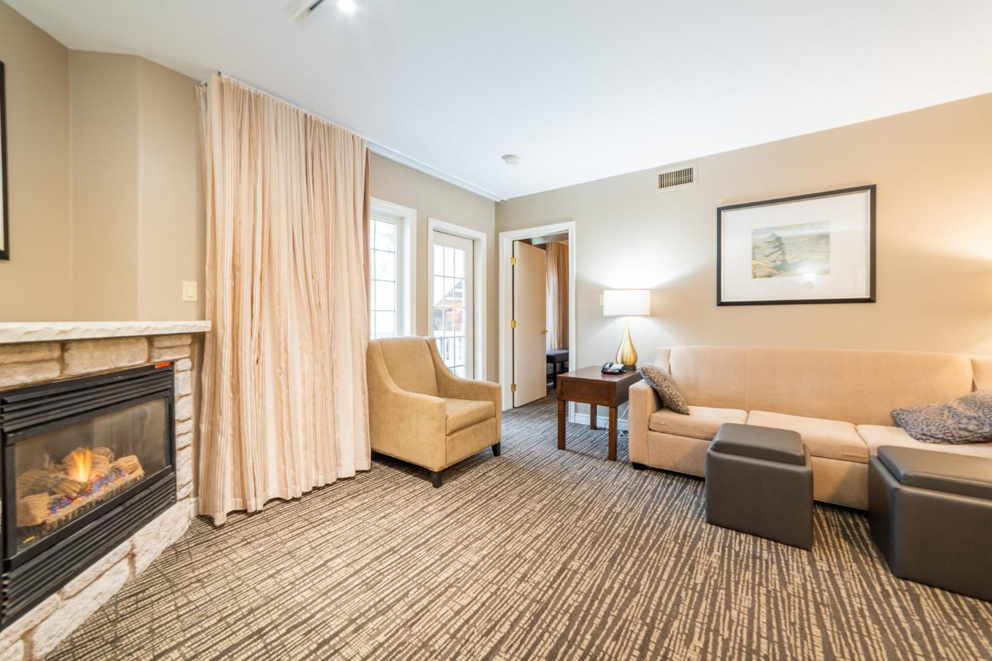 Horseshoe Valley Suites - The Azure Shanty Bay 외부 사진